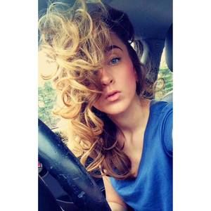 Meet your Posher, Renee